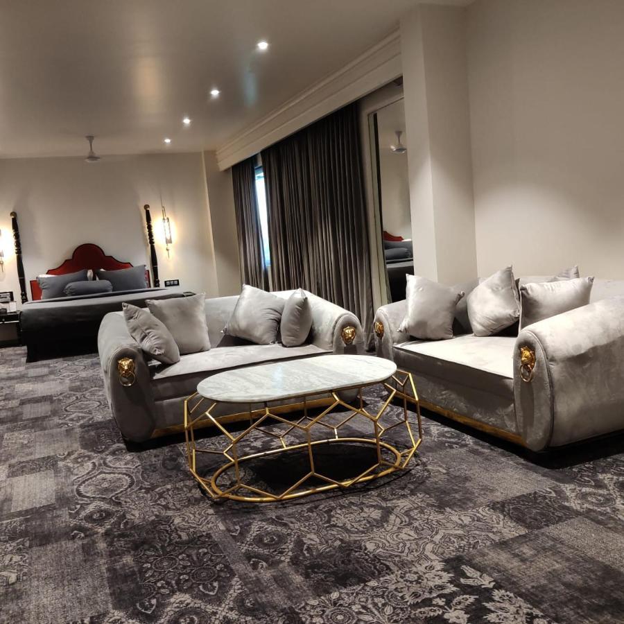 The Saga Hotel 뉴델리 외부 사진